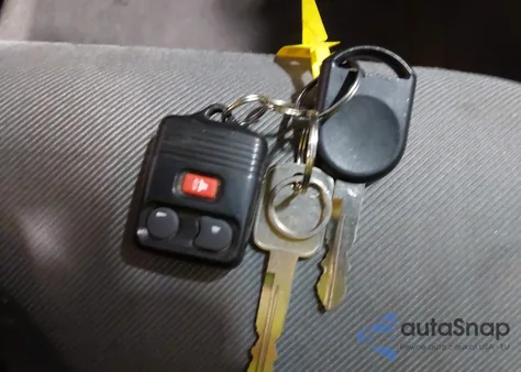 2006 Ford Escape Xls/Xls Manual from USA, damaged, VIN 1FMYU02Z56KA46189